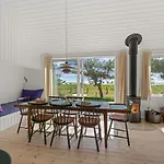 Kaila - 50m From The Sea By Interhome *