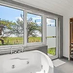 Сasa de vacaciones Kaila - 50m From The Sea By Interhome *