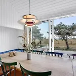 Kaila - 50m From The Sea By Interhome *